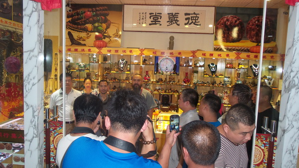 佛教協(xié)會(huì)來(lái)本店參觀3
